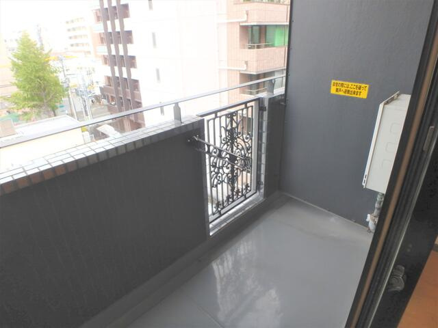 【バルコニー】 | ノアーズアーク博多駅前