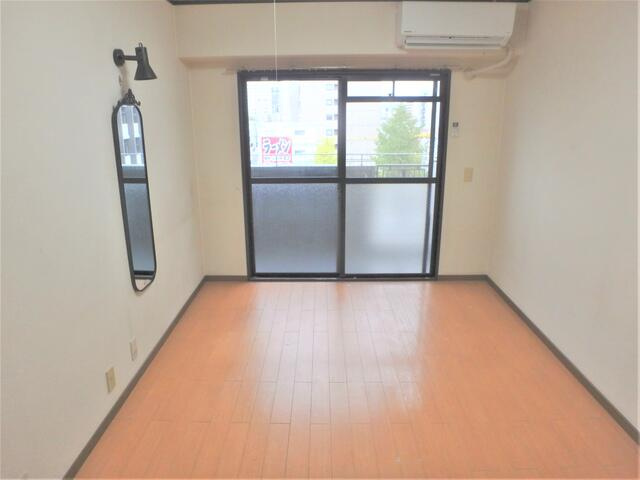 【居間・リビング】 | ノアーズアーク博多駅前