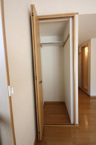 【収納】 | ピュアパーク駅南 | 医療法人小野病院まで244m