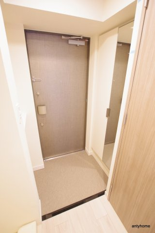 BPRレジデンス天満橋　仲介手数料無料の玄関