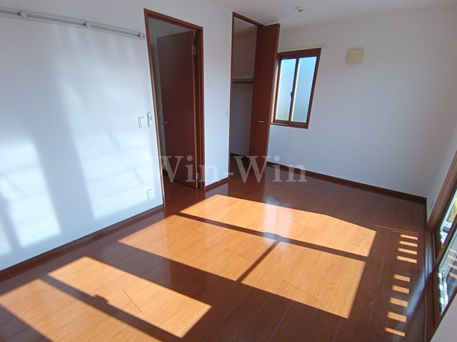 ロイヤルコート Aの寝室