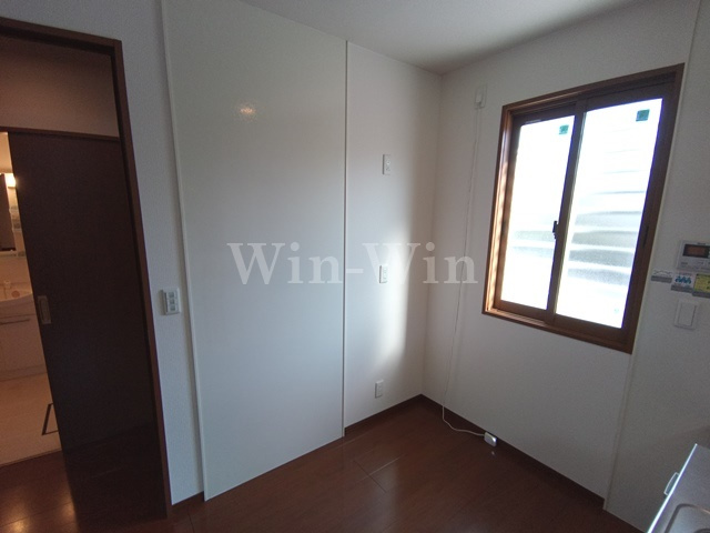 ロイヤルコート Aのその他