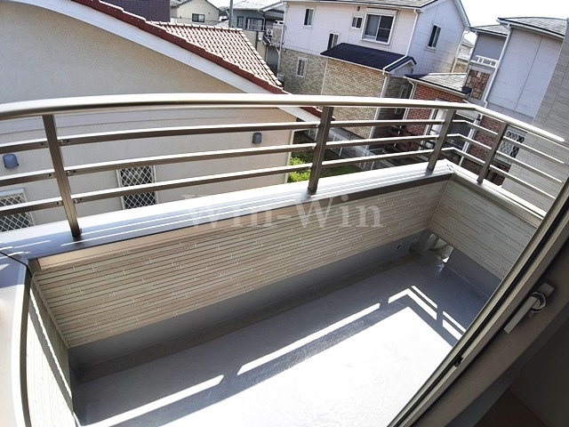 メゾン・リュミエール Ⅳのバルコニー