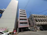 ＲＩＳＥ ＣＯＵＲＴ ＢＷの画像