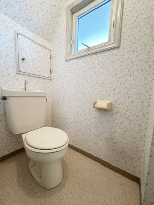 【トイレ】 | ウエストヒルズ | 1F