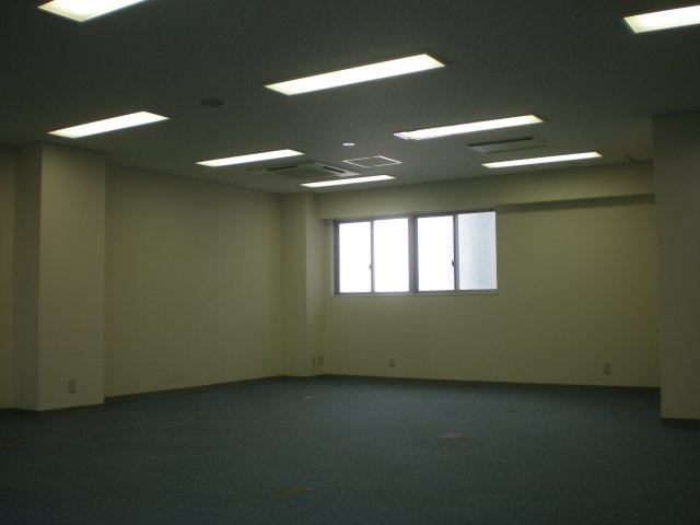 丸栄ビル