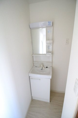 【洗面所】 | 二葉町9丁目　貸家