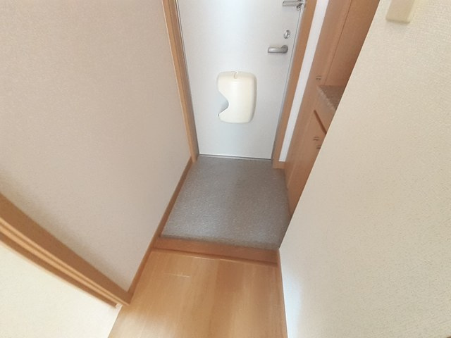 ブリックメゾン金剛の玄関