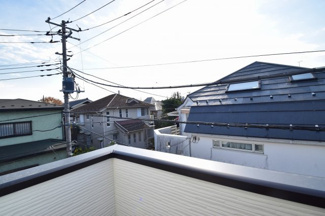 【展望】 | バルコニーからは開放的な景色が眺められます。