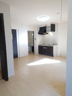 【居間・リビング】 | ブリーズパレス