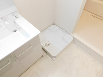 【設備】 | トゥーレ | 室内洗濯置場