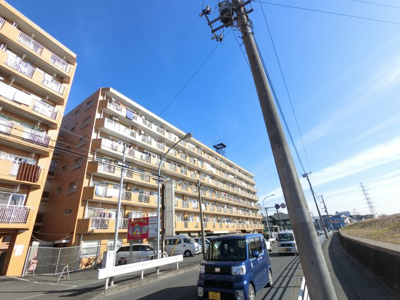 【外観】 | ダイアパレス矢向第一 | 総戸数５９戸、昭和５８年２月築、管理人は日勤勤務につき管理体制良好です♪