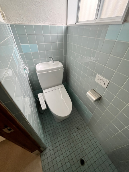 初生町貸事務所のトイレ