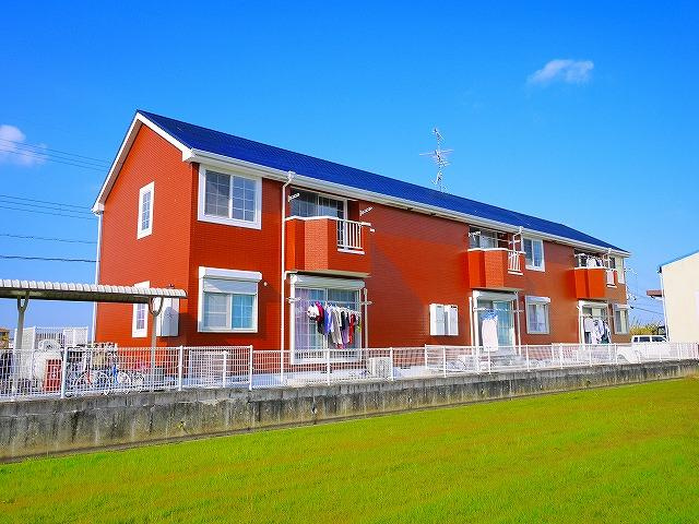 ファミーユ・ドゥーの外観|外観もきれいです