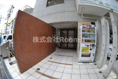 【エントランス】 | セレブコート安堂寺 | 清潔なエントランスです