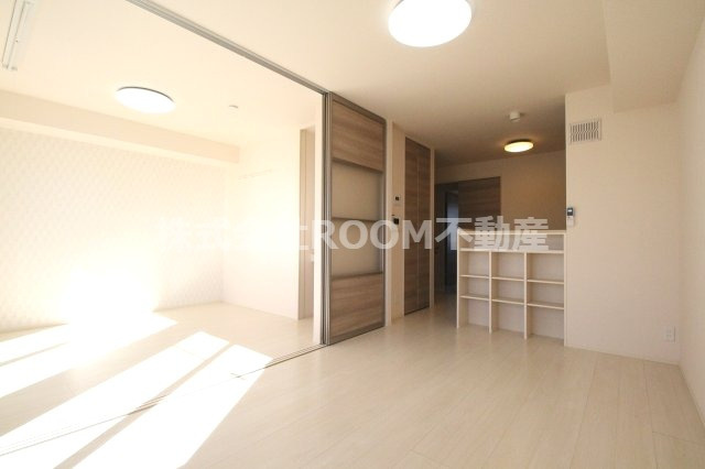 コンフォーレ鷹尾 A・Ｂ棟の居間・リビング|おしゃれなリビングです