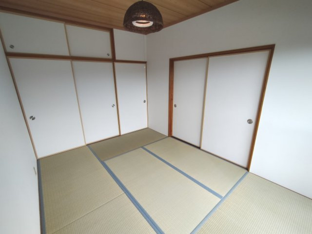 ハイツ72の和室