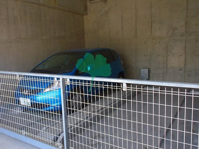 アヴァンティ千代の駐車場