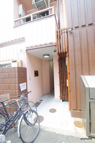 ハイツ丸松　仲介手数料無料のエントランス