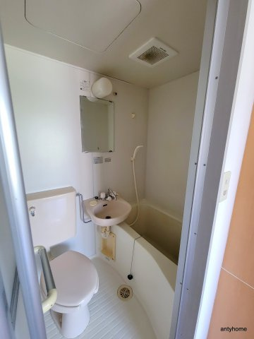 ハイツ丸松　仲介手数料無料の浴室