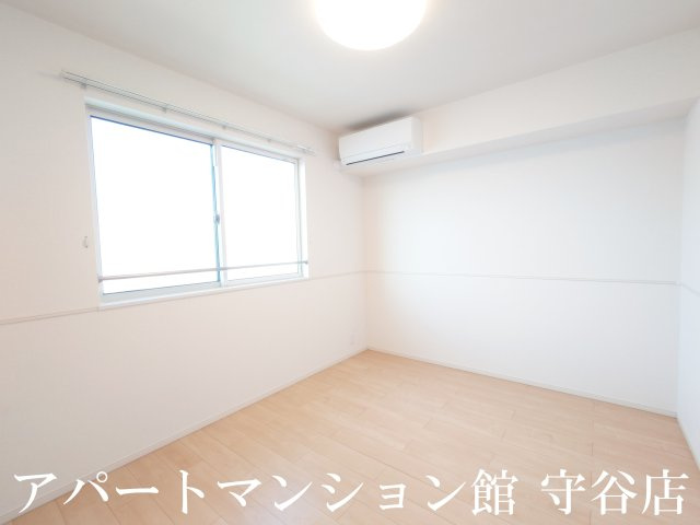 ハウス　AIAIの寝室
