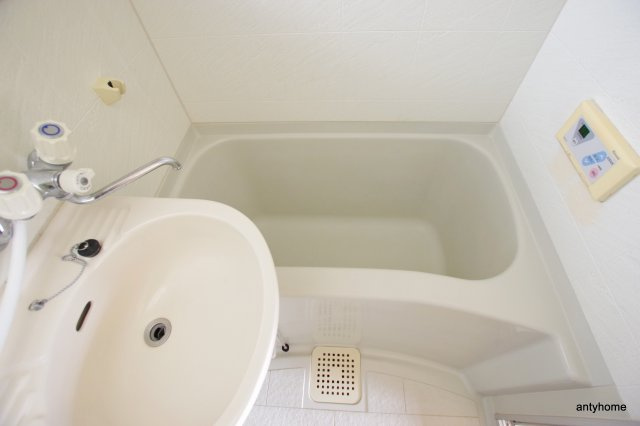 プレステージ堂島　仲介手数料無料の浴室