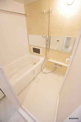 グランカーサ新大阪SOUTH(旧:スプランディッド新大阪south)　仲介手数料無料の浴室