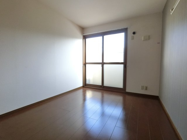 【寝室】 | 洋室①☆