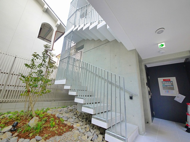 COZY奈良公園のロビー|清潔なロビーです