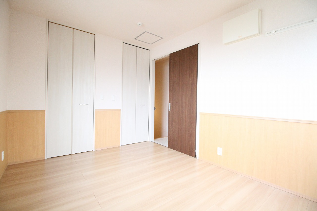 ヴィラコートＪ5の子供部屋|スタンダードな洋室です