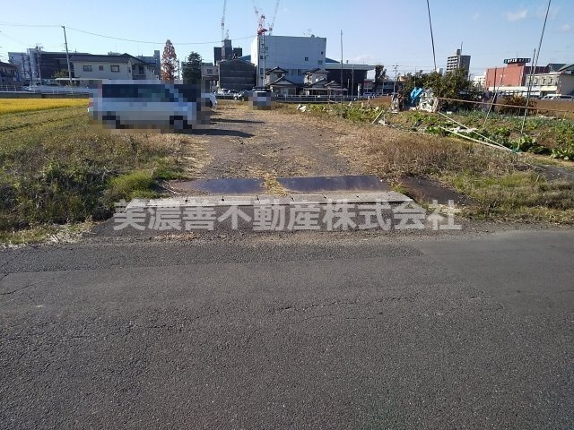 ５６０１９　岐阜市江添土地の外観