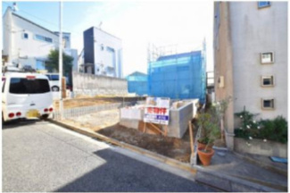 【前面道路含む現地写真】