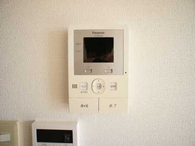 【セキュリティ】 | フラワーヒルズＡ | 訪問者の確認ができるTVドアホン付き！2階にもあります♪