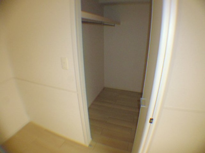 【寝室】 | ラ・ファミーユ | 洋室