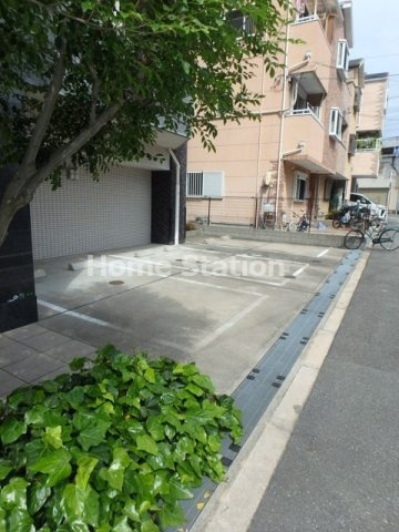 【駐車場】 | エクスクルーシブレジデンス西九条