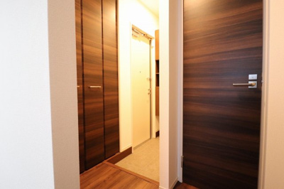 【玄関】 | プルミエール蒲生