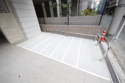 【駐車場】 | エグゼ堺筋本町