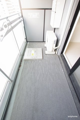 S-RESIDENCE新大阪リデンテ　仲介手数料無料のバルコニー