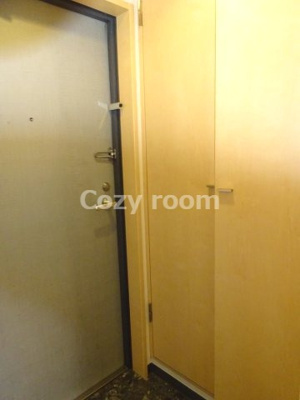 【収納】 | フォレステージュ江坂公園 | 玄関収納、洗濯機置き場及びシューズ棚あります