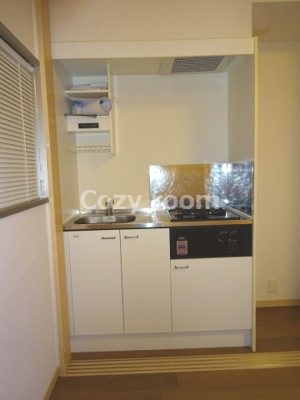 【キッチン】 | フォレステージュ江坂公園 | コンパクトなキッチンで掃除もラクラク