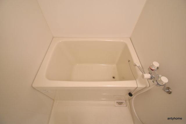 紙谷第１マンション　仲介手数料無料の浴室