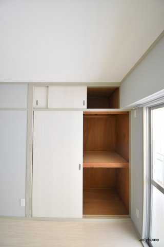 紙谷第１マンション　仲介手数料無料の収納