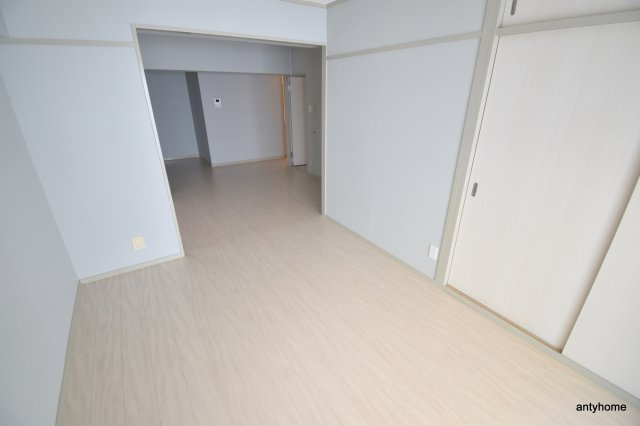 紙谷第１マンション　仲介手数料無料の寝室