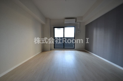 【居間・リビング】 | アヴェニール北浜 | 使いやすい居間です