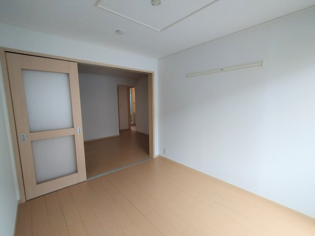 汐見坂マルタの洋室