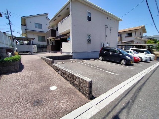 汐見坂マルタの駐車場
