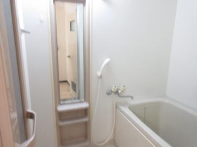 アルテハイム五条の浴室