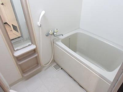 アルテハイム五条の浴室