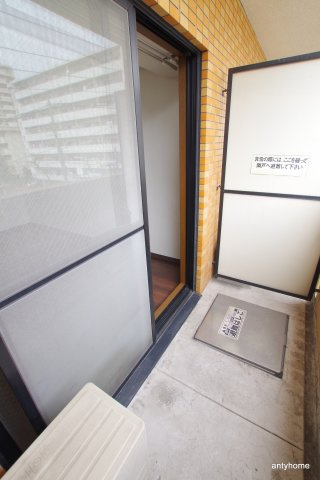 セレッソコート梅田東　仲介手数料無料のバルコニー