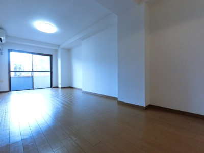 【洋室】 | ソレイユマツド